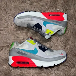 Nike Youth / Womens Air Max 90 EVOLUTION OF ICONS SE Size Youth 5.5 Womens 7